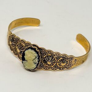 Vintage LIND Cameo Cuff Bracelet 14K GE Gold Etched Adjustable Victorian Style